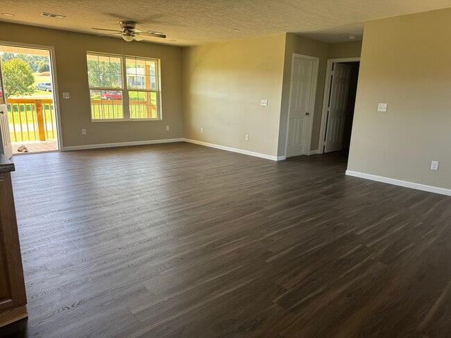 Photo - 878 Forgety Rd
