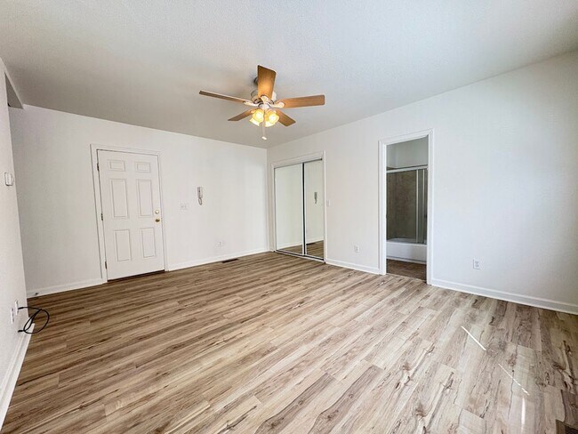 122 W Oak St Unit 2