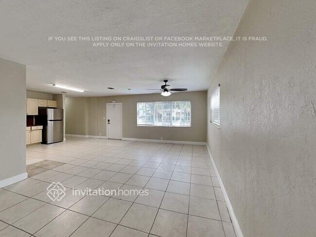 735 NW 184th Dr