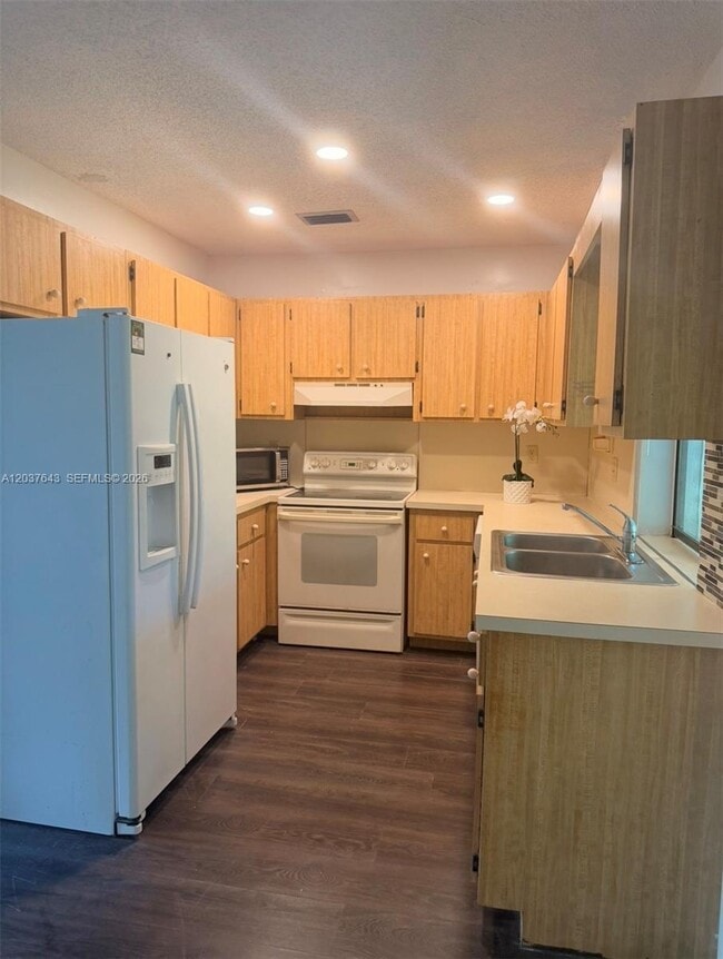 Building Photo - 792 Lantern Tree Ln Unit 792