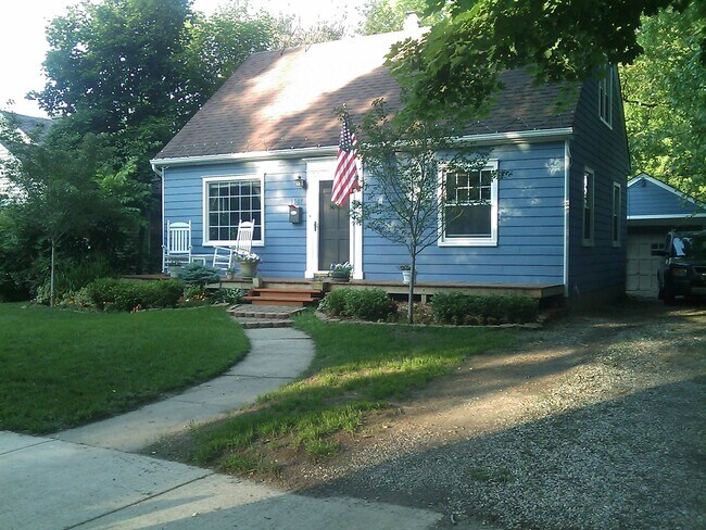 Building Photo - 1307 Belmar Pl