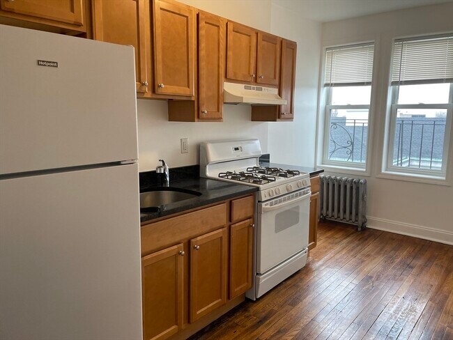 Photo - 10 Yeamans St Apartment Unit 17