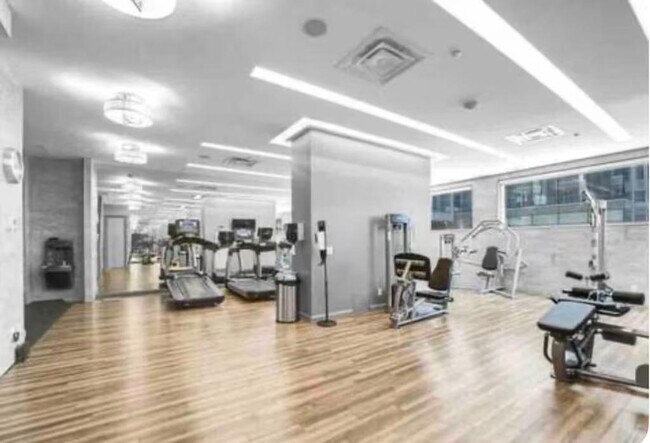 Photo - 125 Yorkville Ave Unit SI ID1316392P