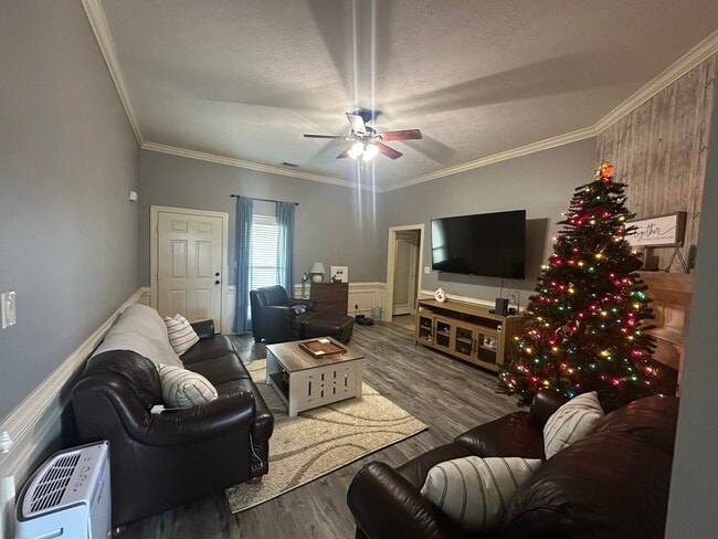 Photo - 30 Clovewood Cv