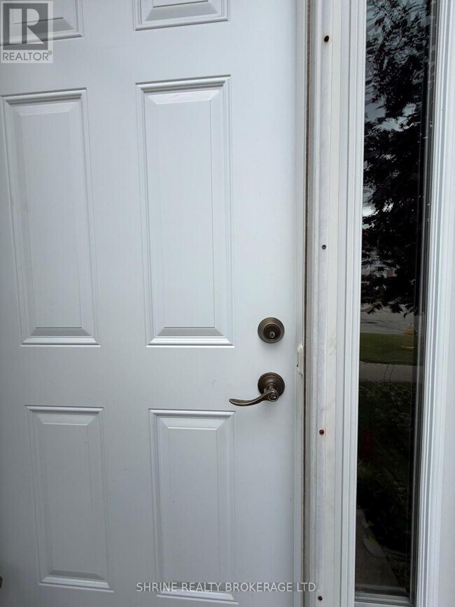 Photo - 110 Deveron Crescent