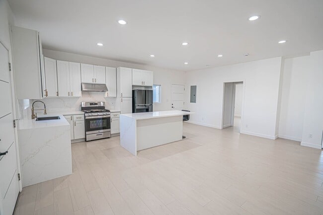 Photo - Stunning 3-Bedroom Single-Story ADU in Granada Hills!
