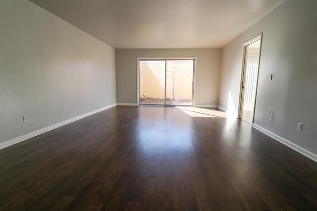 Photo - 5725 Townhouse Ln