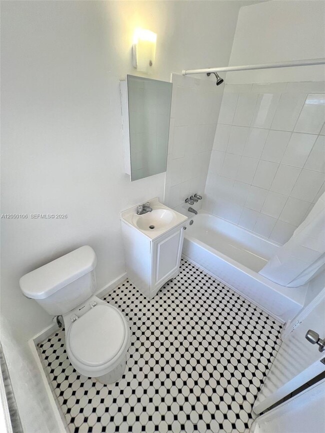 Photo - 710 NE 85th St Unit 14