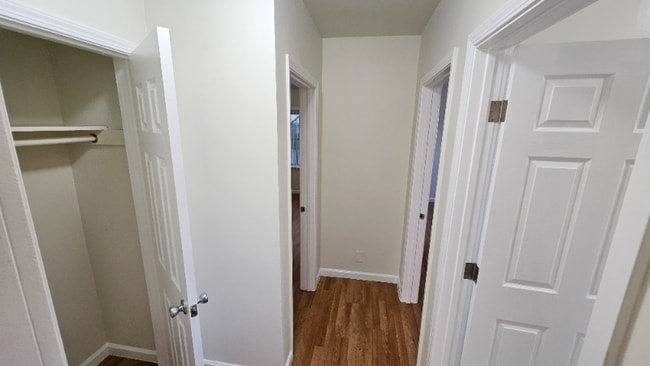 Photo - 915 S Ardmore Ave Unidad 8