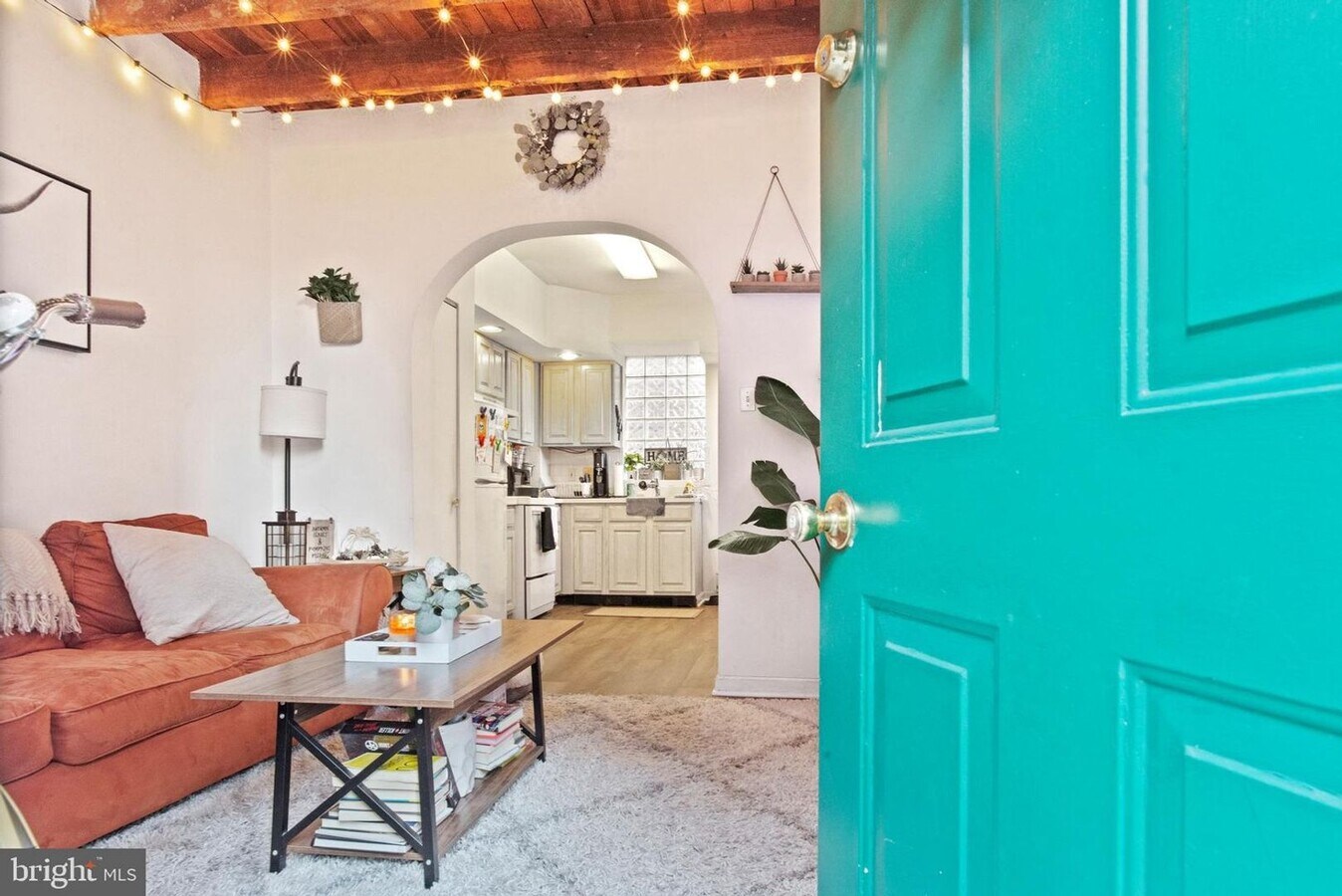 Charming and Spacious One Bedroom Carriage... - Charming and Spacious One Bedroom Carriage... House