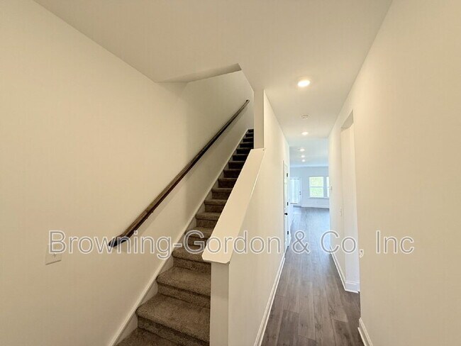 Photo - 312 Traywick Pl