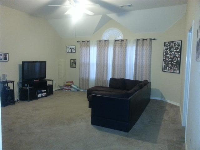 Photo - 107 Pinedale Dr