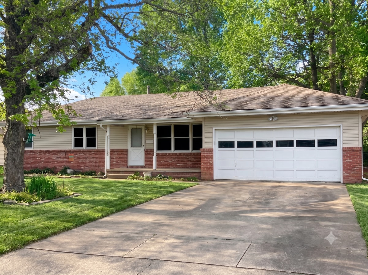 Photo - 1258 E Edgewood St