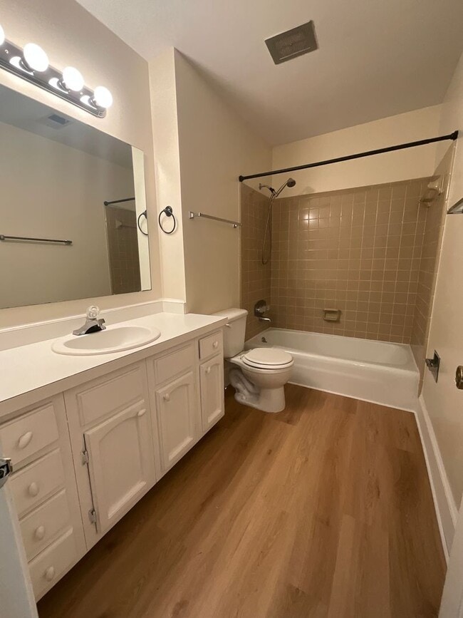 Photo - Lovely 3 Bedroom End Unit in Battle Forest!