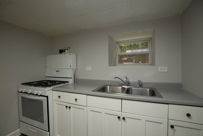 Photo - 3521 W Grace St Unidad E-G