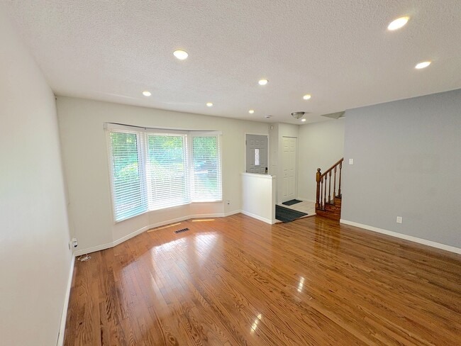 Photo - 39 Elma St