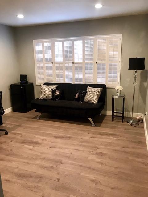 Photo - 12955 Riverside Dr Unit 105