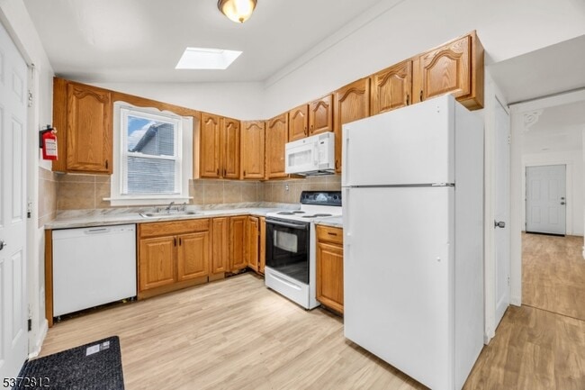 Photo - 1014 Railroad Ave
