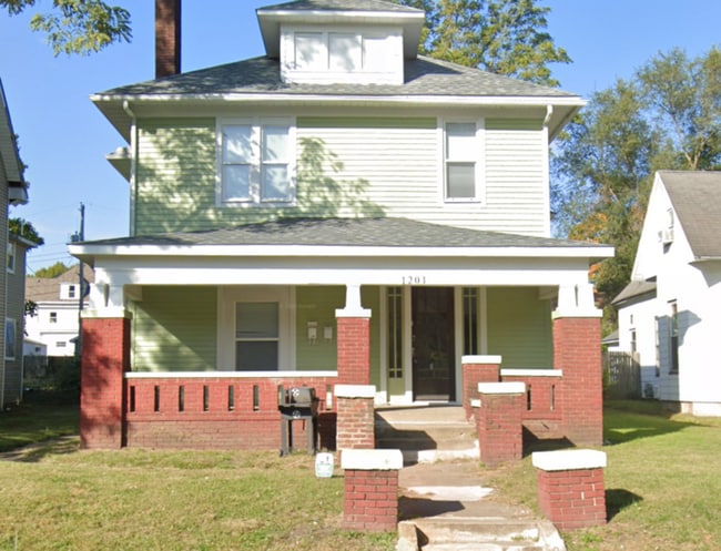 Building Photo - 3 Bedroom in the Farrington Grove Neighborhood
