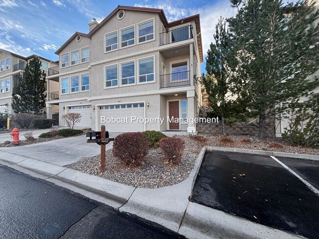 Building Photo - 1320 Thompson St