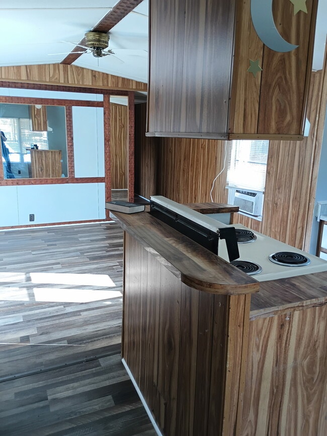 Photo - 99 Walnut Branch Dr