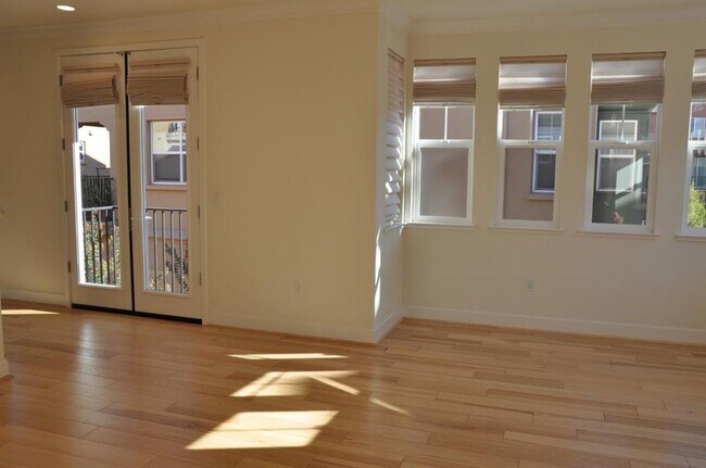 Photo - 2842 Catalino St