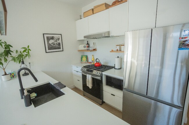 Photo - 4806 N Magnolia Ave Unit 211