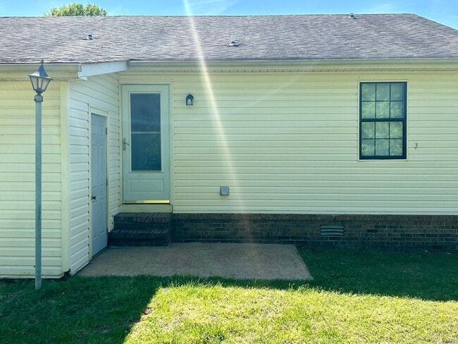 Building Photo - 16 Rossfield Cv Unit L