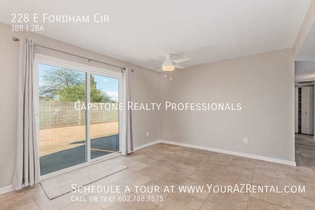 Photo - 228 E Fordham Cir