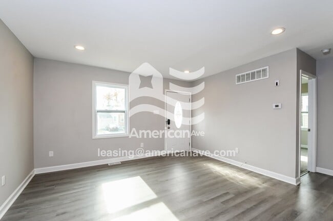 Photo - 7707 Brocton Ct