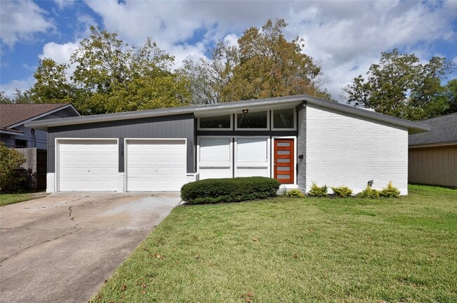 Building Photo - 6330 Mobud Dr