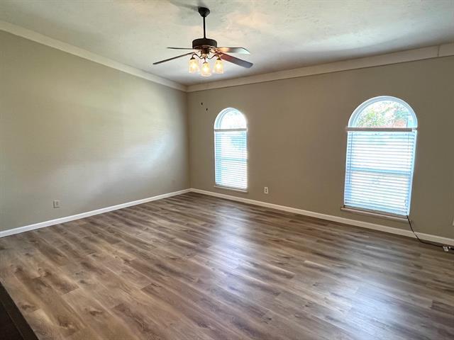 Photo - 1208 Crestwood Ct
