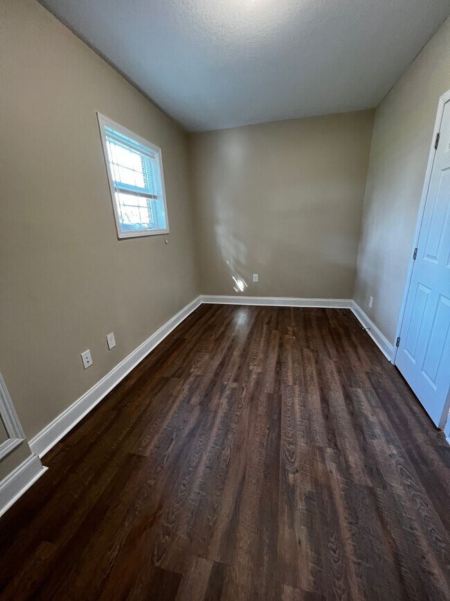 2 Bedroom / 1 Bath Johnson City, TN Rental House Rental in Johnson