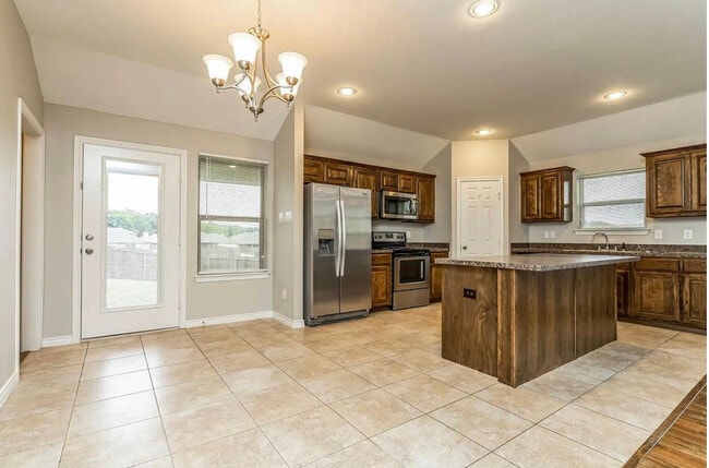 Photo - 627 Hearthstone Dr