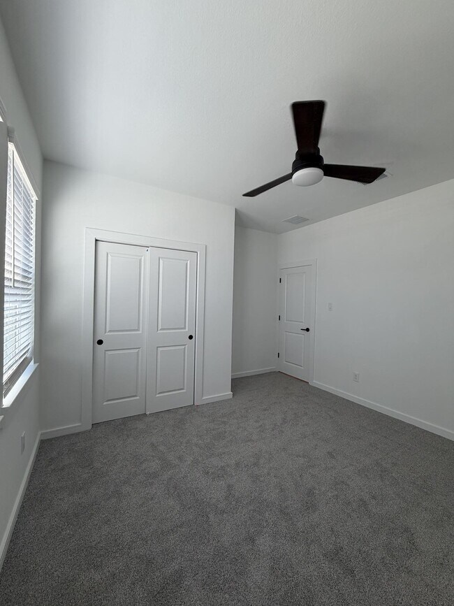 Photo - 4819 Legends Bay Dr