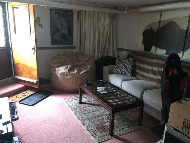 Building Photo - 29 Cameron Ave Unit B