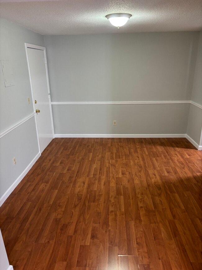 Building Photo - 109 English Village Rd Unit 201 Rental