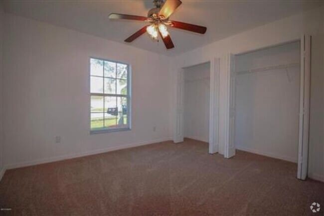 Building Photo - 5006 Sail Ct Rental