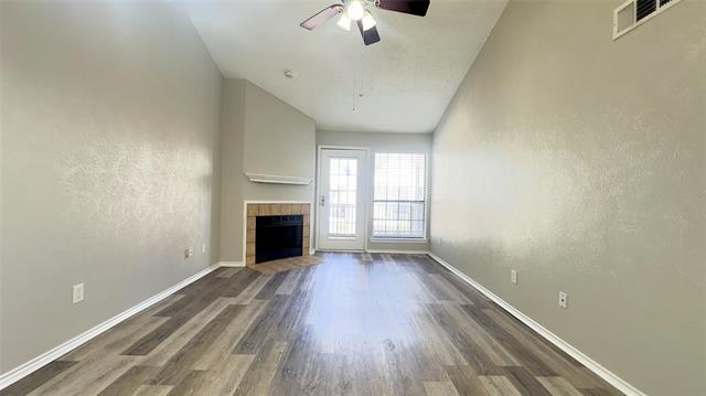 Photo - 9601 Forest Ln Unidad 323