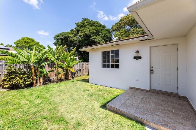 Photo - 3027 SW 24th St