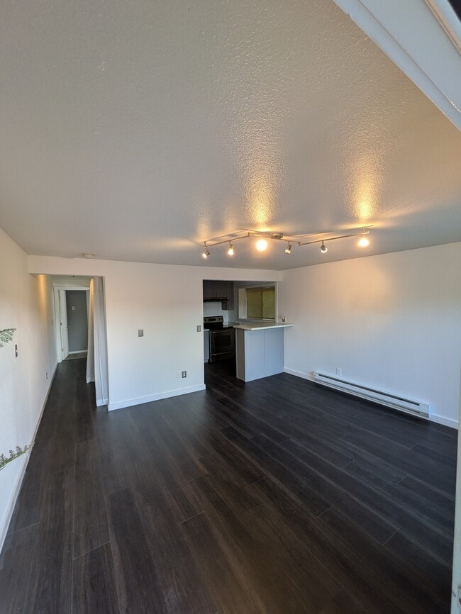 Photo - 3420 15th Ave W Unidad 108