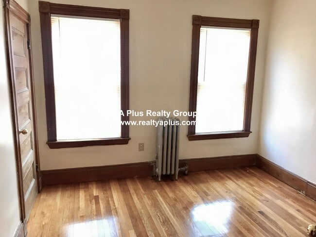 Photo - 336 Centre St Unit 2