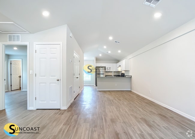 Building Photo - 1145 S Apopka Ave Rental