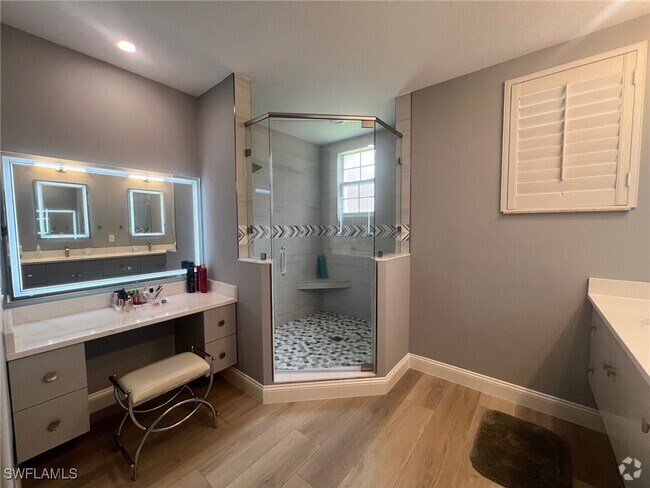 Building Photo - 817 Regency Reserve Cir Unit 3901 Rental
