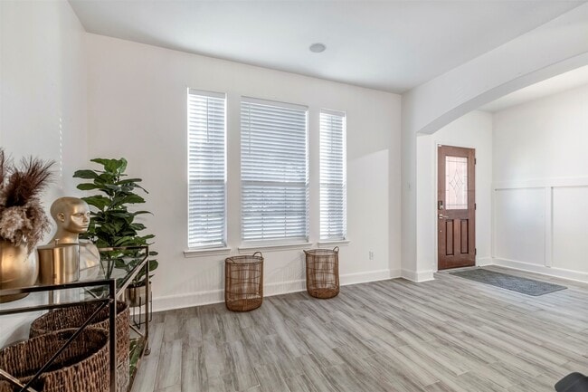 Photo - 22406 Miramar Crest Dr