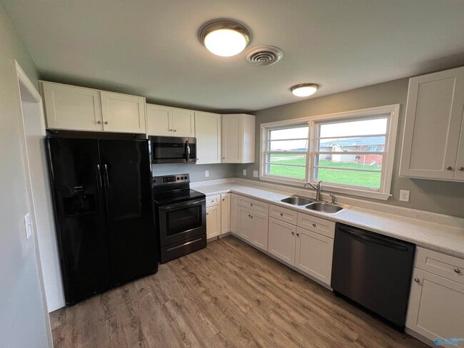 Photo - 12055 Lawngate Rd