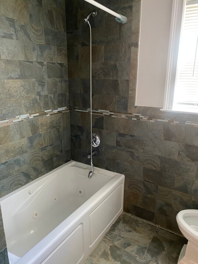 Photo - 58 Mahopac Ave Unit Top floor