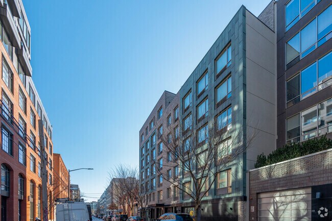 178 N 11th St - 178 N 11th St