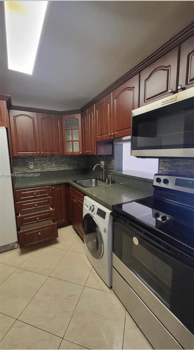 Photo - 5199 NW 7th St Unidad 309 Rental