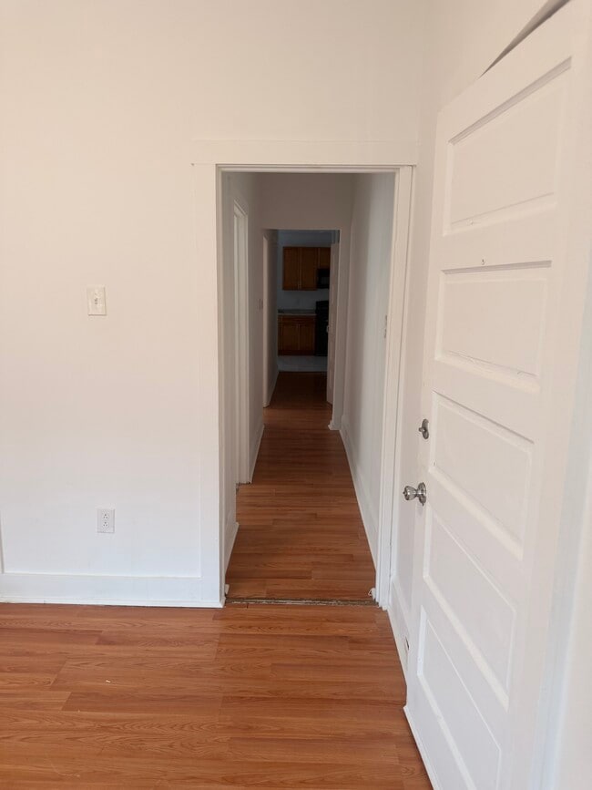 Photo - 2219 Madison St